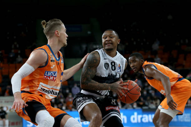 控球战术 控球战术